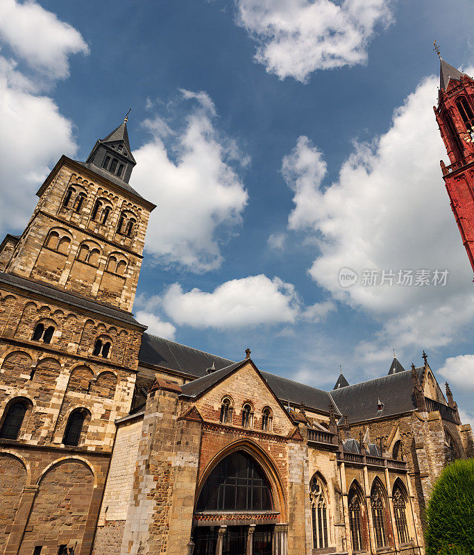 圣母大教堂，马斯特里赫特，荷兰