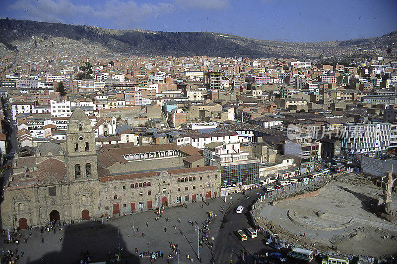 鸟瞰图市中心城市天际线拉巴斯玻利维亚南美