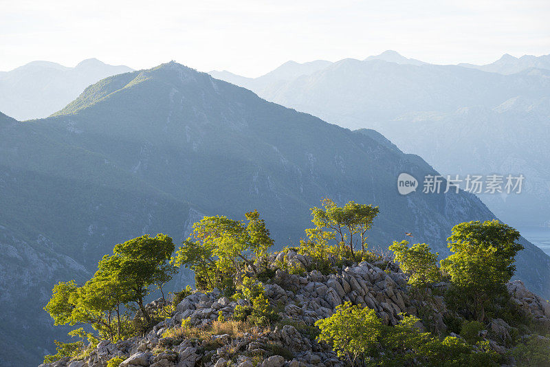 黑山科托尔的山脉