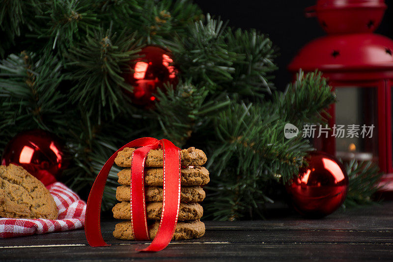 圣诞装饰燕麦饼干