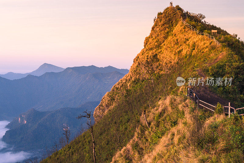 清莱和清迈自然景观，泰国北部日出美景