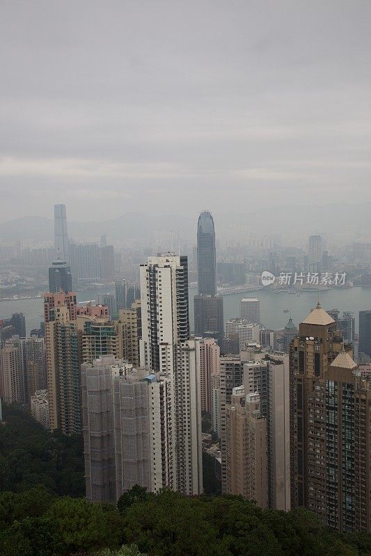 从太平山顶眺望香港天际线