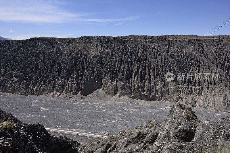 独山子大峡谷在新疆维吾尔自治区