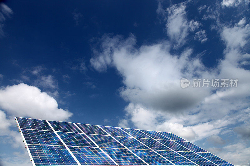 太阳能电池板可再生绿色能源环境