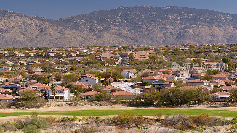 无人机拍摄的亚利桑那州南部郊区