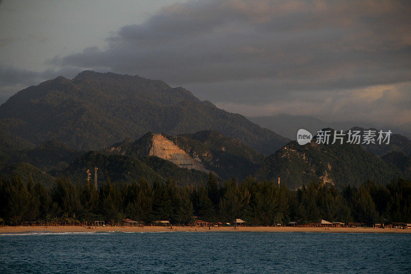 亚齐，seulawah山之间的日出景象