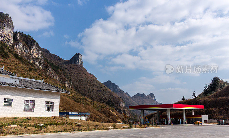 中国山区加油站