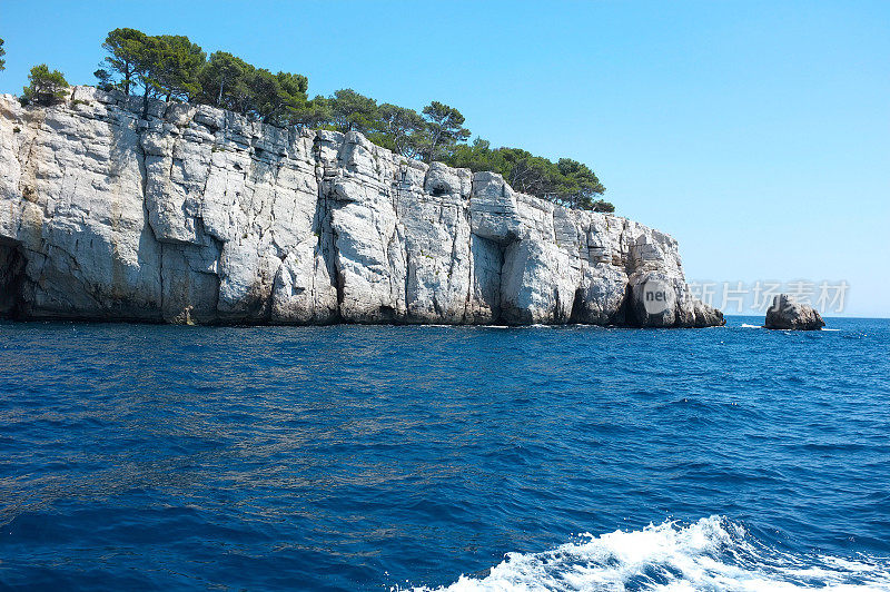 靠近卡西斯的地中海小溪(Calanques)