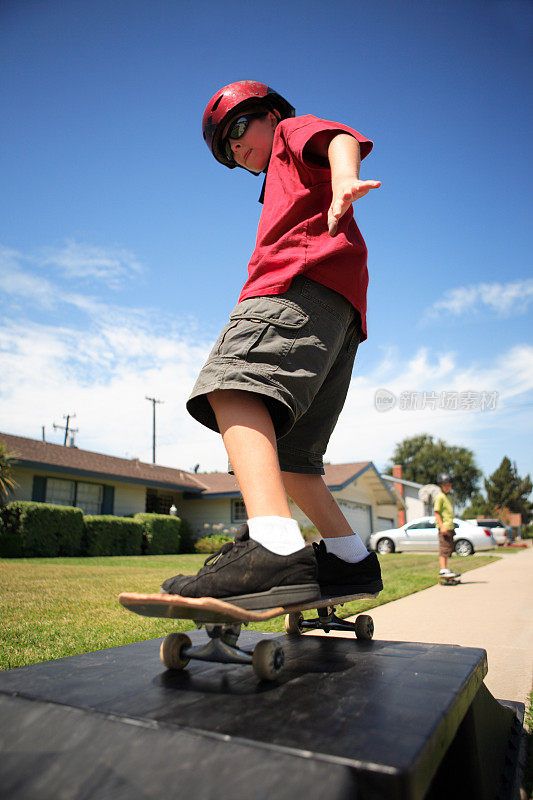 10岁玩滑板