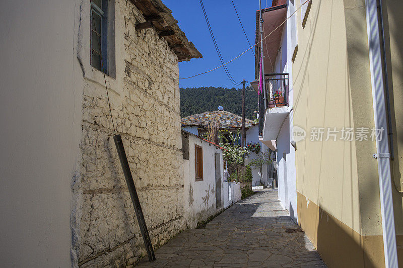 希腊卡瓦拉萨索斯岛帕纳吉亚村的街景