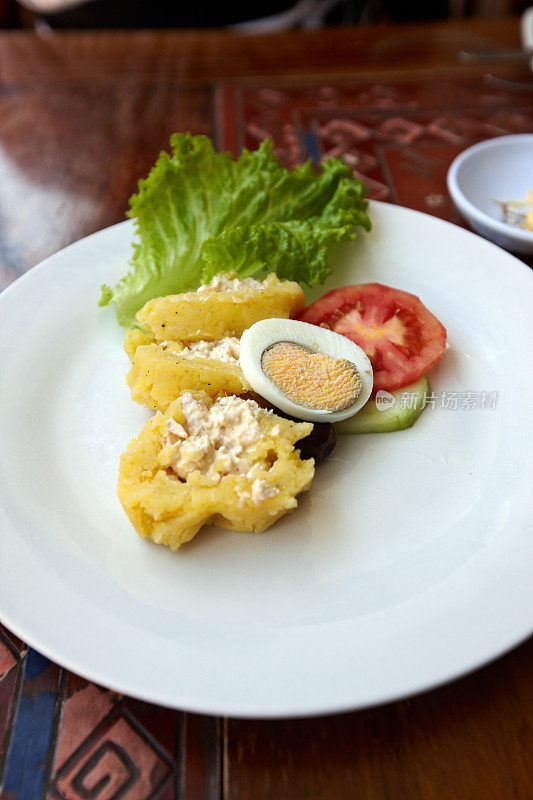 鸡蛋土豆沙拉开胃菜