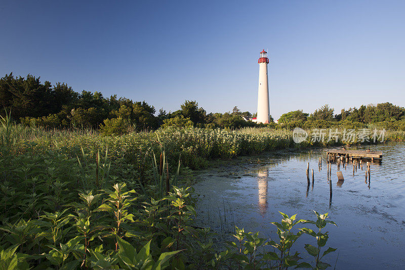 拥有灯塔的五月角湿地国家自然保护区
