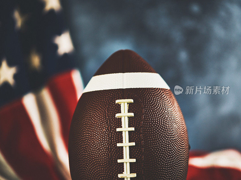 美式足球背景与美国国旗