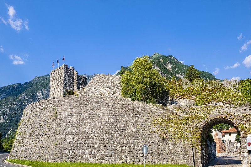 万宗城墙(意大利弗利利-威尼斯朱利亚)