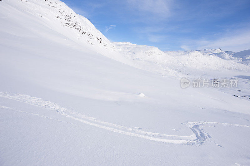 Jotunheimen的越野滑雪