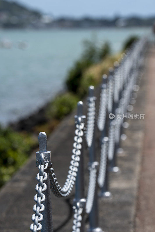 链栅栏在奥克兰海岸线，新西兰