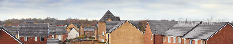 新建独立式和半独立式住房西北英格兰
