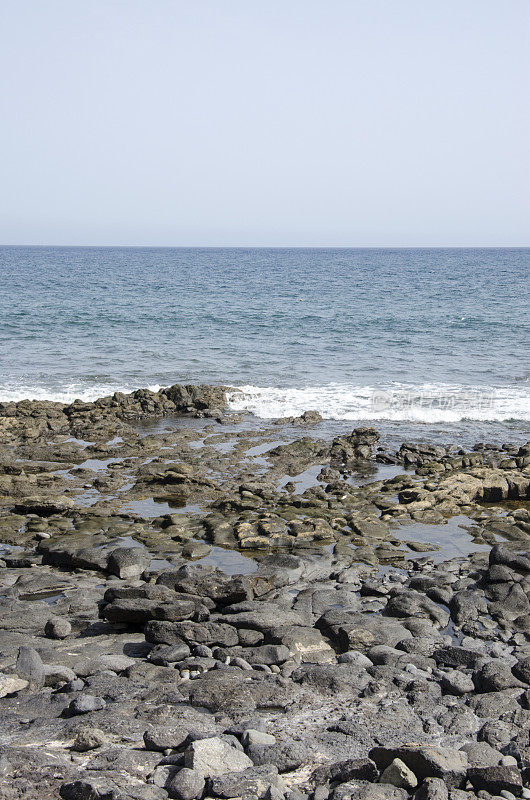 沿海的岩石