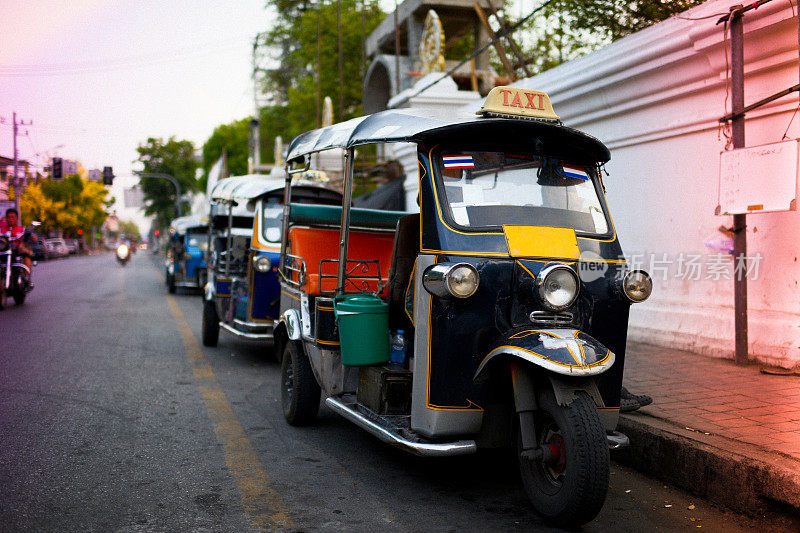 泰国TukTuk出租车