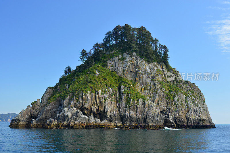 阿拉斯加基奈峡湾的洛基岛