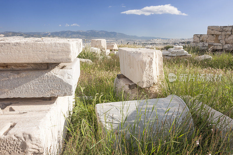 雅典卫城废墟中的部分建筑