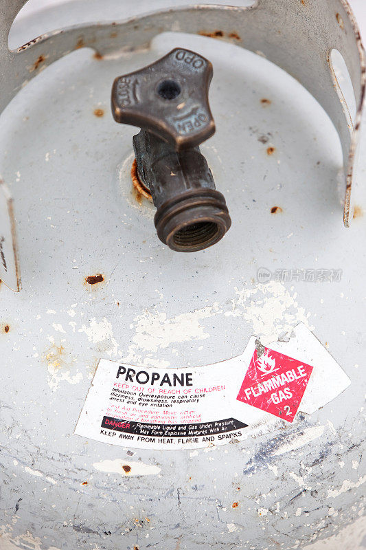 丙烷罐警告贴纸和阀门