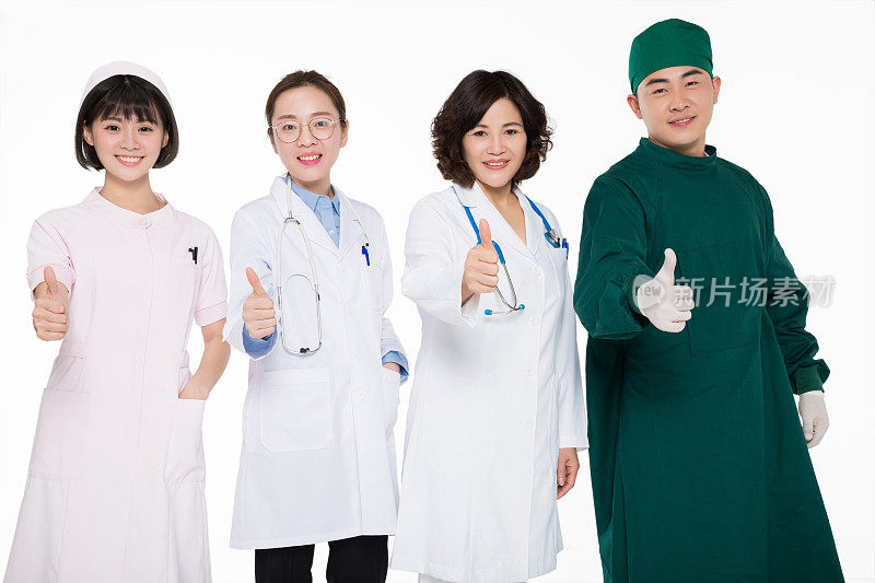 一个自信的医疗团队在白色背景下的肖像