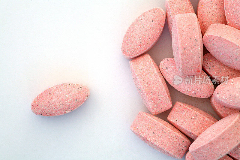 粉红色的药片(XL)
