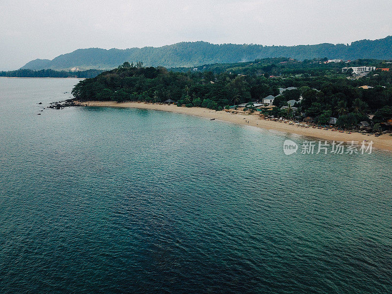 泰国甲米省的兰大岛海岸线