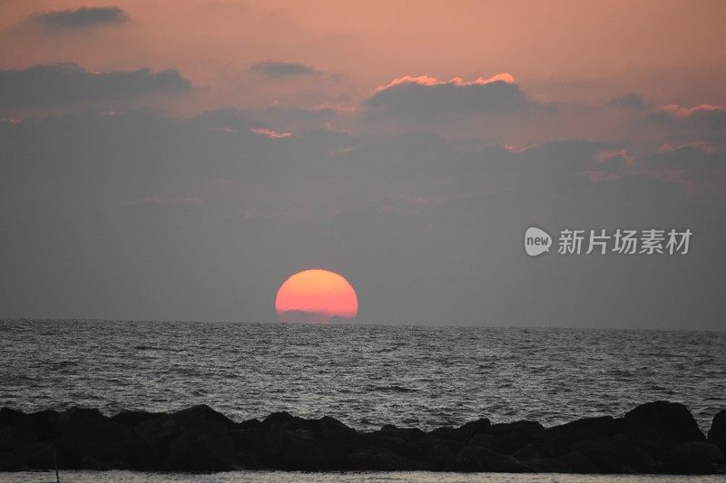 海滩上的日落