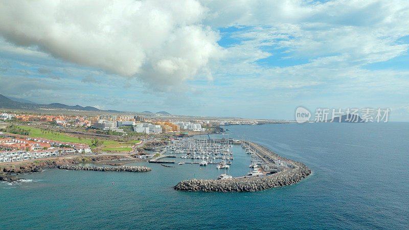 阿马里洛港在圣米格尔德阿波纳，特内里费，加那利群岛的鸟瞰图