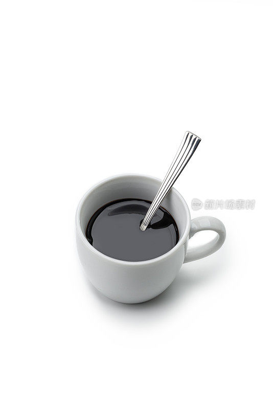 一杯咖啡在白色背景高汤上的单独镜头