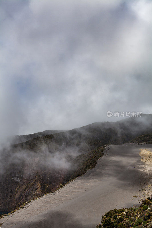 哥斯达黎加的伊拉苏火山