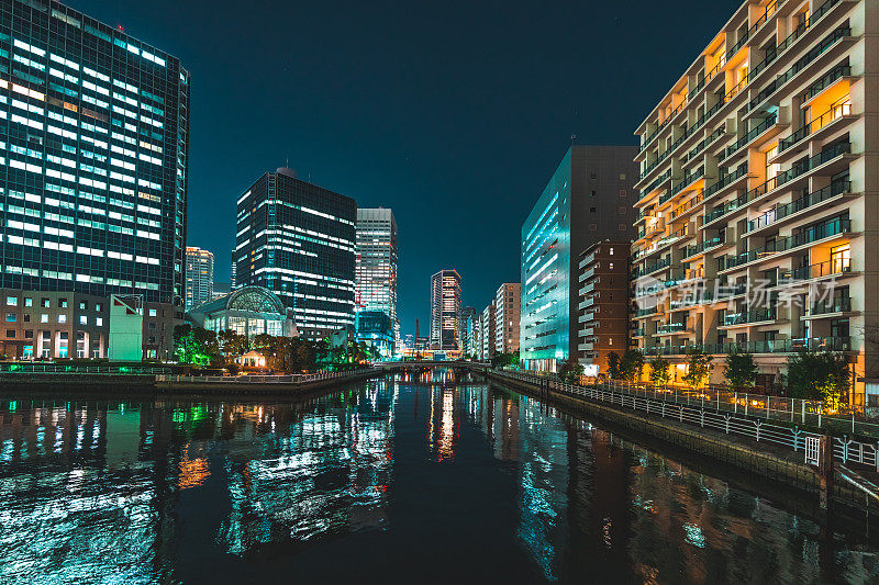 东京柴浦的夜景