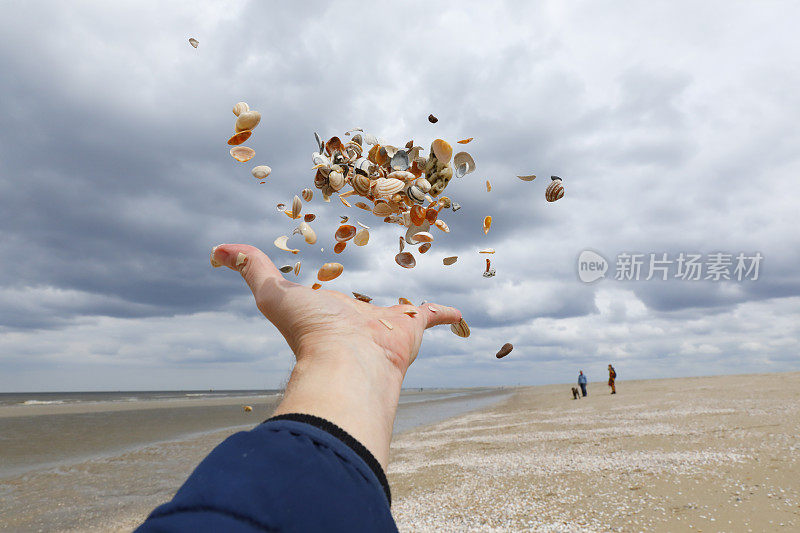 北海海滩上的飞弹。