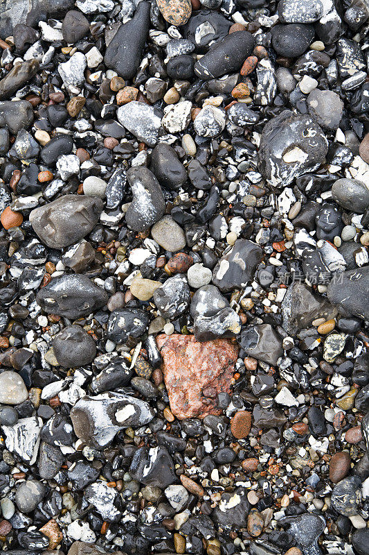 德国鲁根的燧石和花岗岩海滩