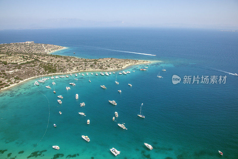 航空爱琴海湾海岸与船只