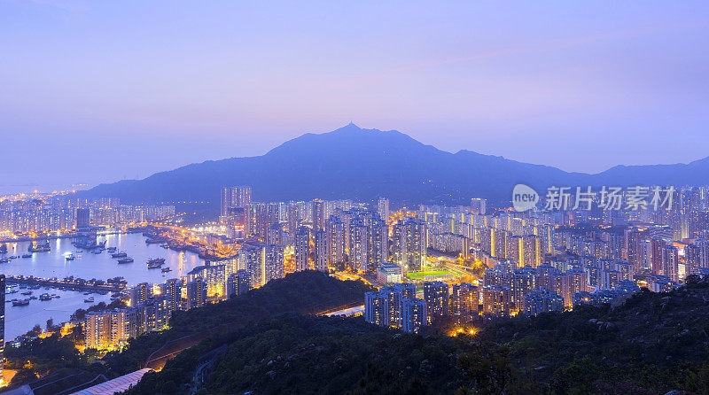 香港屯门天际线和南海