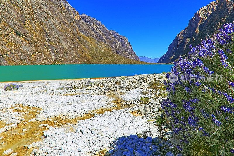 秘鲁安第斯山脉的兰加努科湖