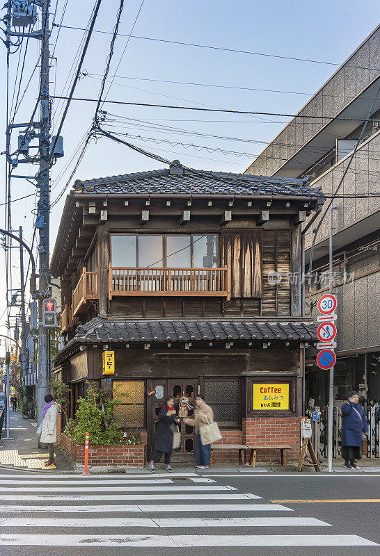 老日本Kabaya咖啡店在招牌和餐具中留下昭和时代的复古氛围