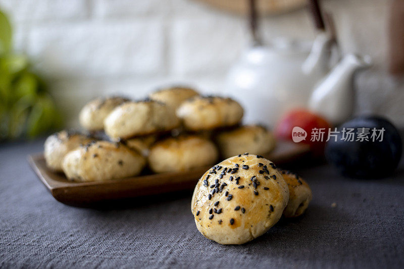 自制芝麻甜饼