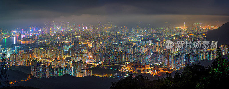 数千盏灯在香港的城市。