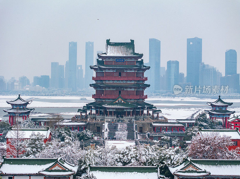 滕王阁，中国著名的古建筑