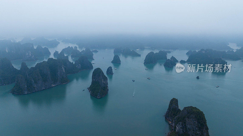 越南下龙湾美景，联合国教科文组织世界遗产，岛屿美景