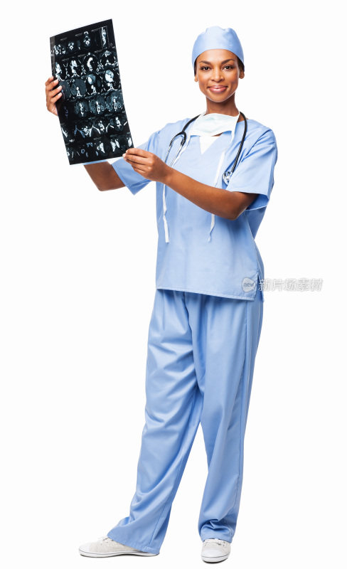 女性放射科专家拿着x光片-隔离