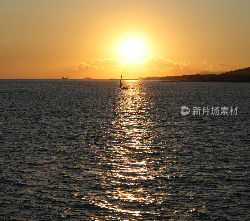 海上日落