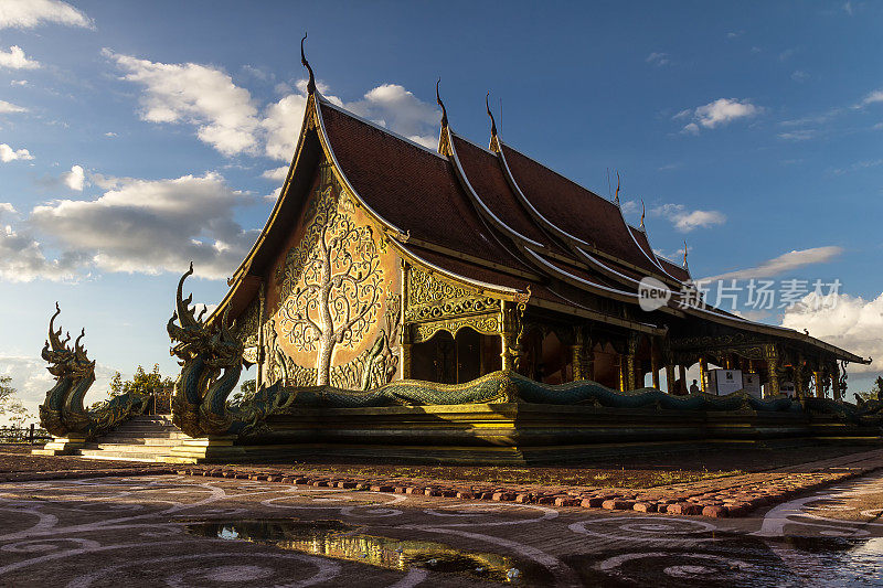诗琳通神庙，艺术，泰国，公共公共