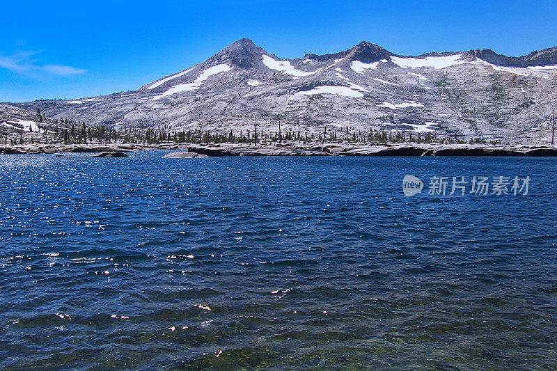 阿罗哈Mountainscape湖