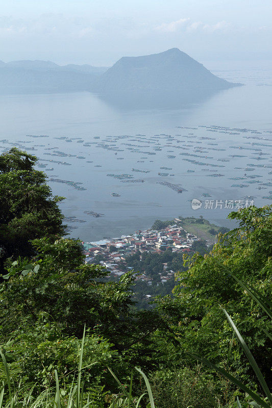 菲律宾塔尔火山湖风景