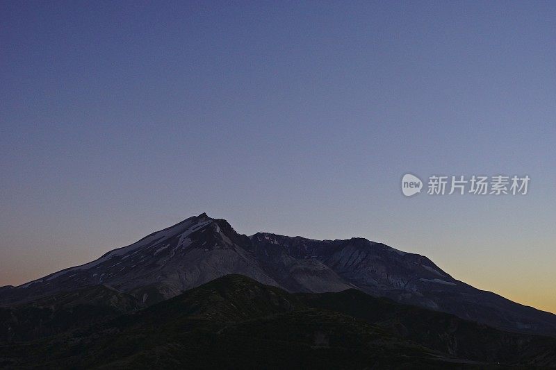 圣海伦斯黄昏山